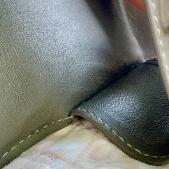 Louis Vuitton Glace Monogram Multicle Key Case Green w/ Box Dust Bag UNUSED - Picture 11 of 16